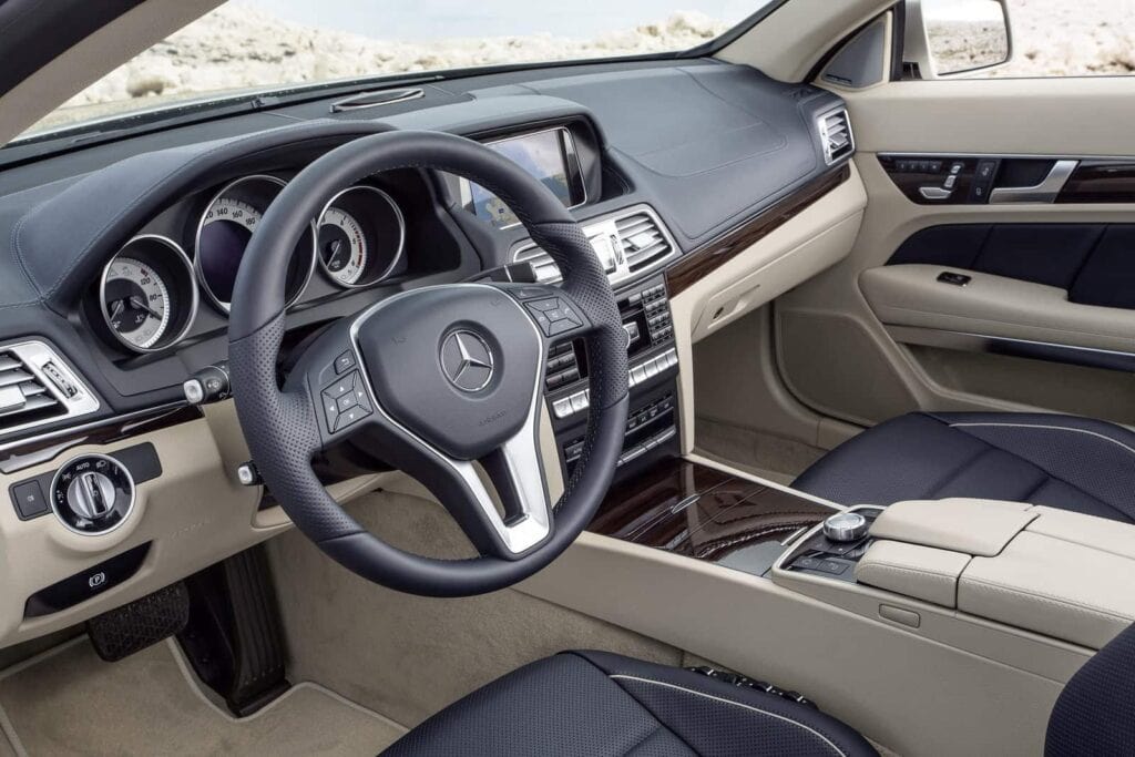 2014 Mercedes-Benz E-Class Coupe & Convertible 11 2014 Mercedes-Benz E-Class coupe interior