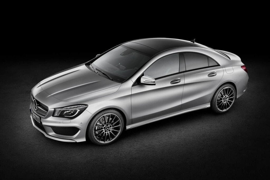 Mercedes Benz CLA 2