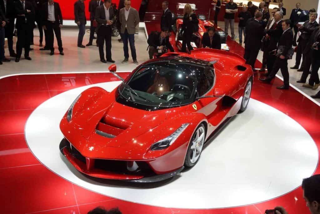 Ferrari La Ferrari 10