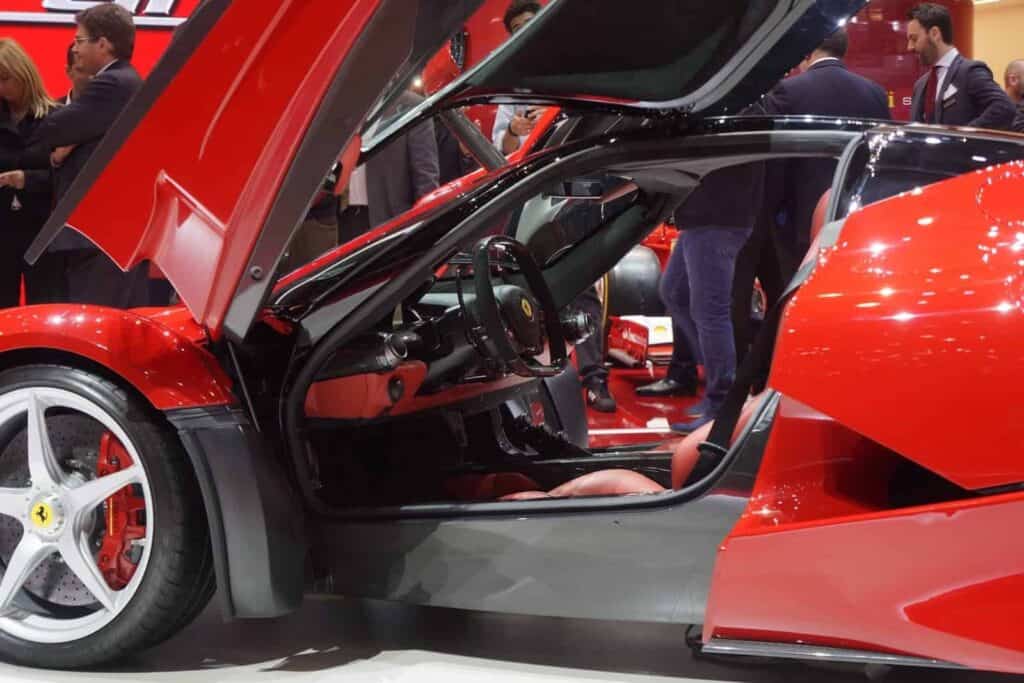 Ferrari La Ferrari 12