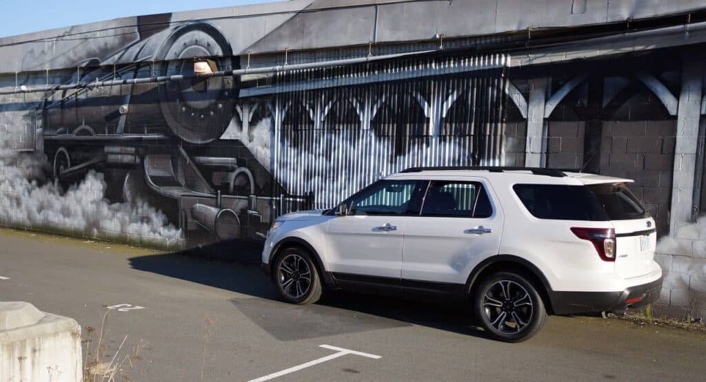 Train graffitti Explorer Sport