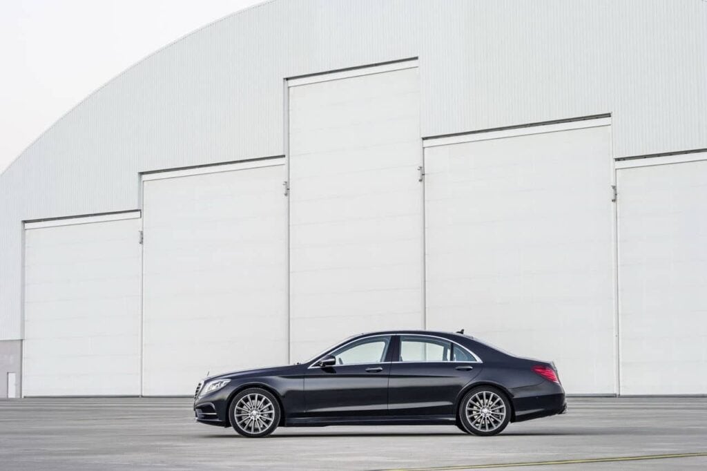 Mercedes-Benz S-Class W222