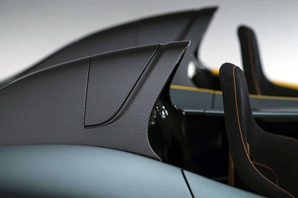 Aston Martin CC100 Speedster Concept 14 Aston Martin CC100 Speedster 11