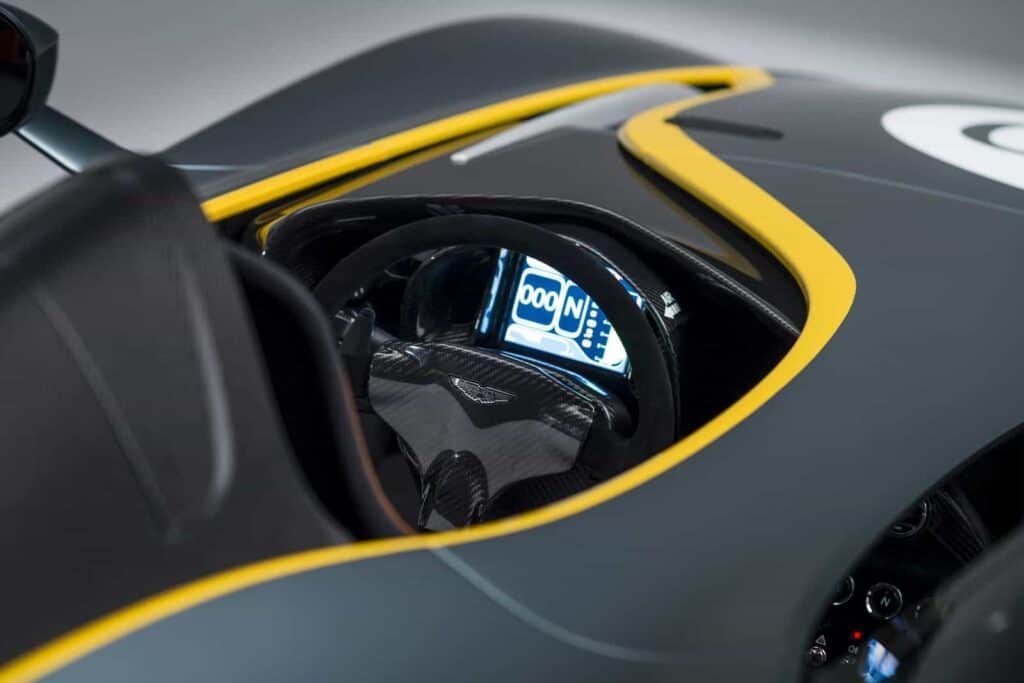 Aston Martin CC100 Speedster Concept 12 Aston Martin CC100 Speedster 9