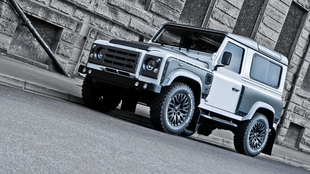 Kahn Design tuned Defender XS 90