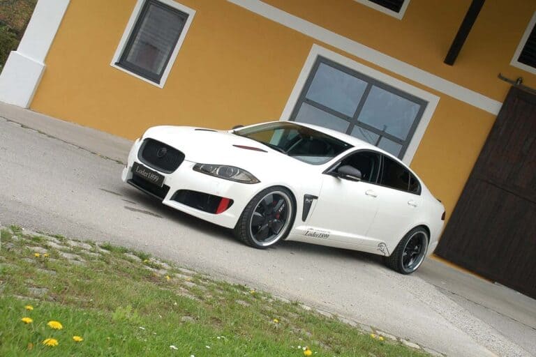 Loder1899 Jaguar XF 1
