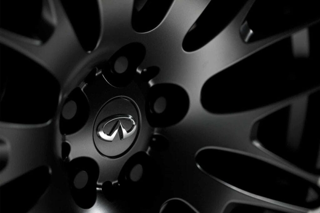 Infiniti FX50 Sebastian Vettel Edition 9 Infiniti FX Vettel Edition 8