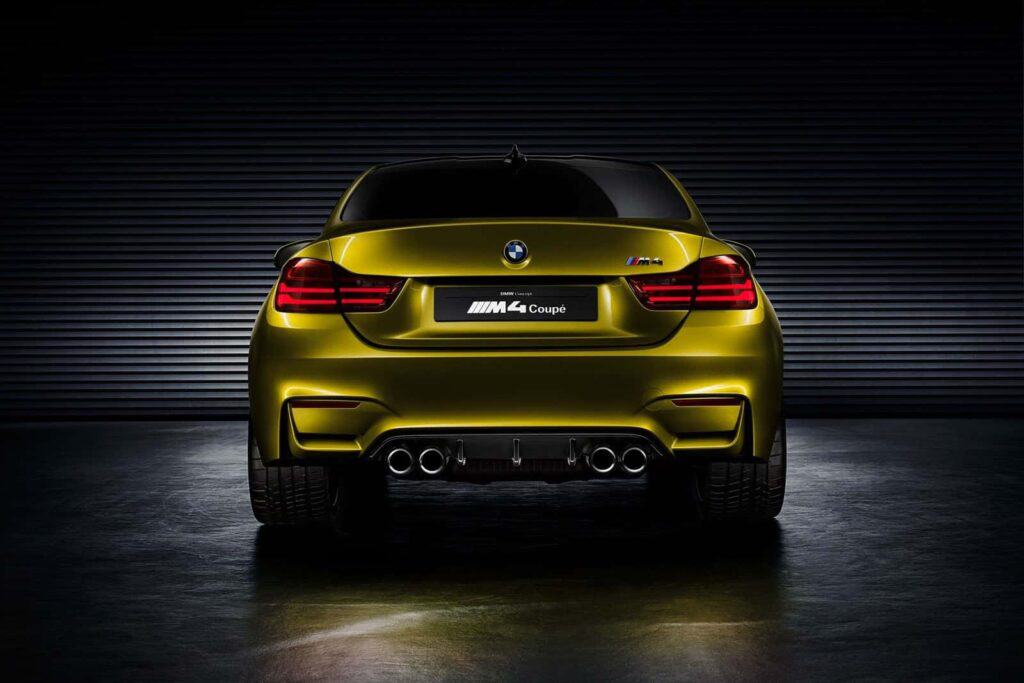 BMW M4 Coupe 4
