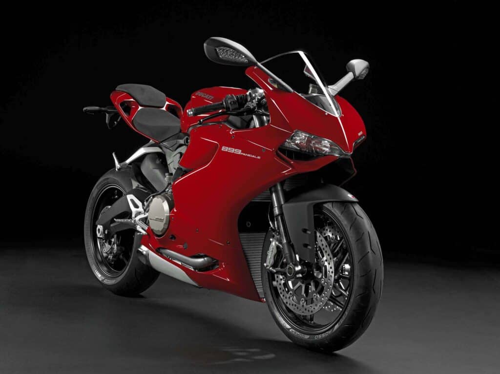 Ducati 899 Panigale - Sexy Got A Little Sexier 9 2014 Ducati 899 Panigale 7