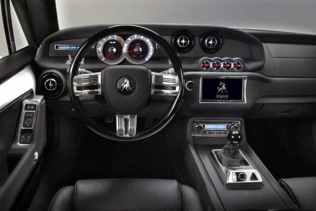 Equus Bass770 interior