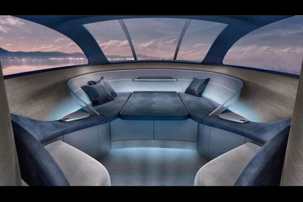 Mercedes Arrow460 Granturismo Yacht 8