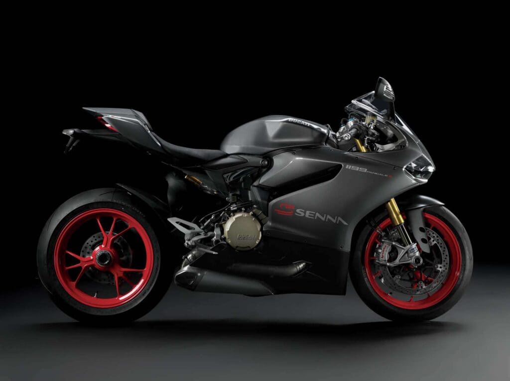 Ducati 1199 Panigale S Senna 4