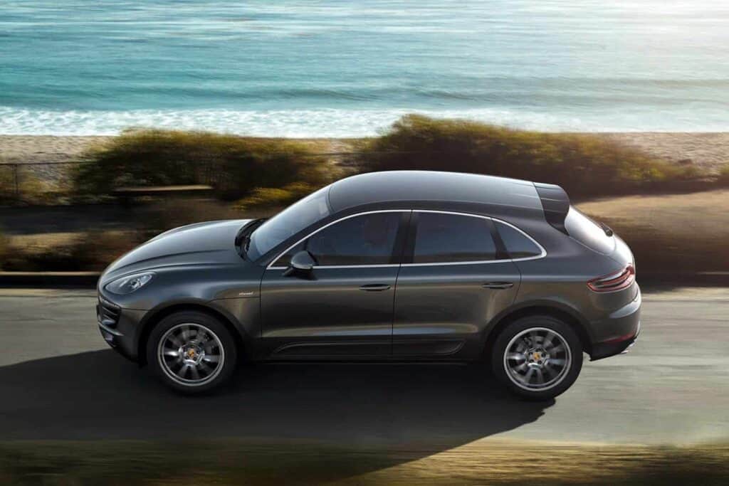 Porsche Macan SUV 7