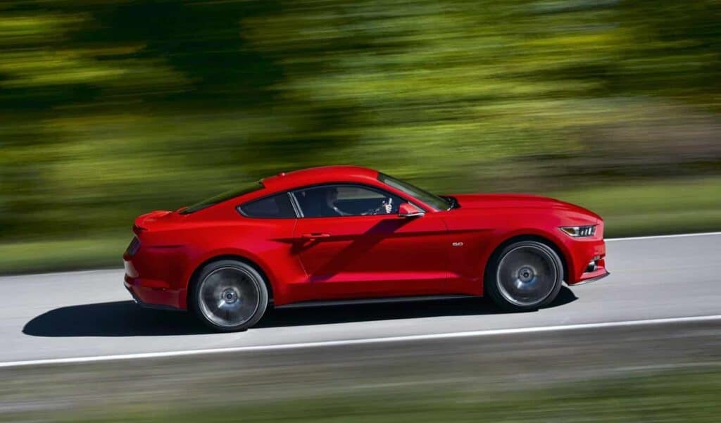 2015 Ford Mustang Coupe 4