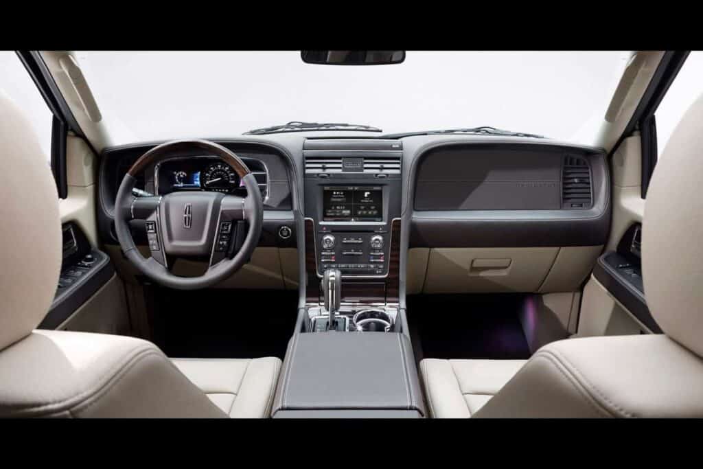 2015 Lincoln Navigator Interior