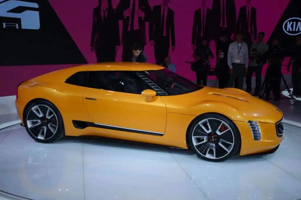 The GT4 Stinger Concept by Kia 4 Kia GT4 Stinger