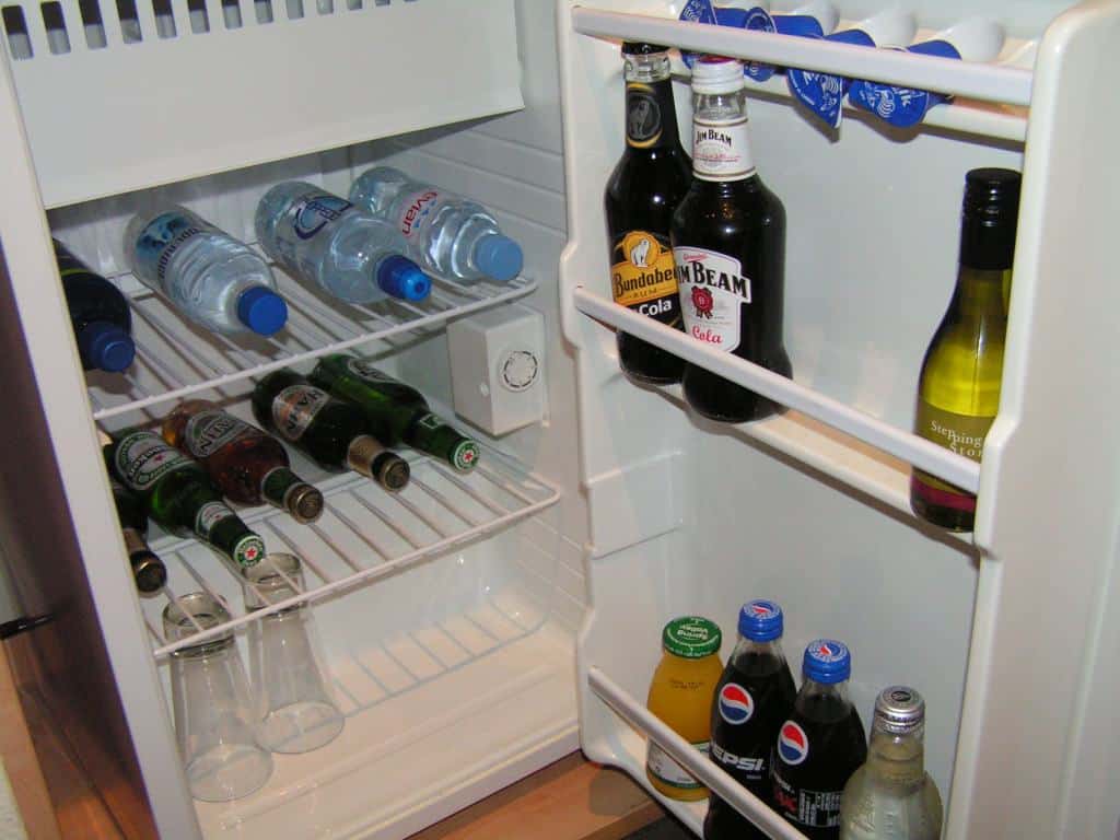 The Five Classic Home Bar Essentials