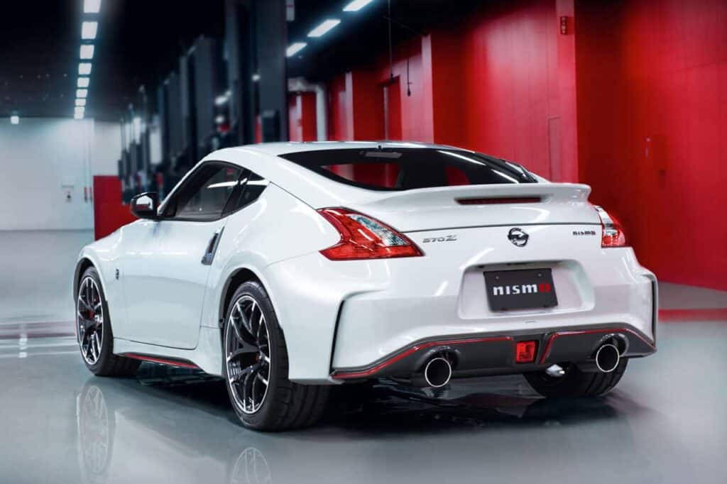 2015 Nissan 370Z Nismo 3