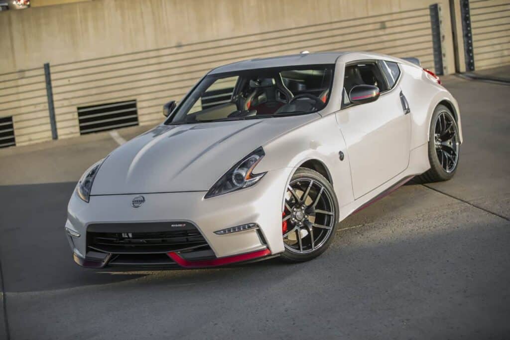 2015 Nissan 370Z Nismo 4