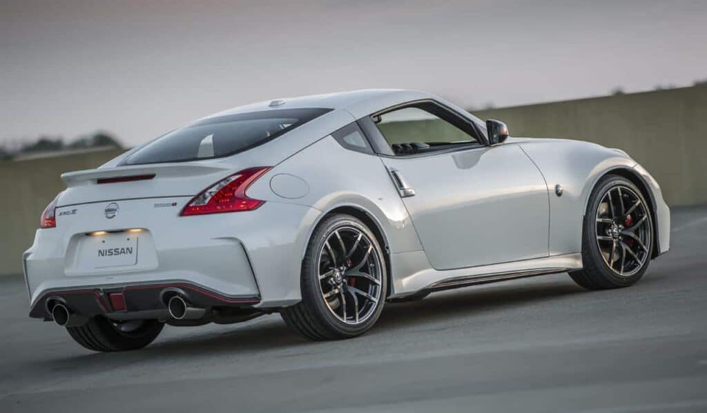 2015 Nissan 370Z Nismo 5
