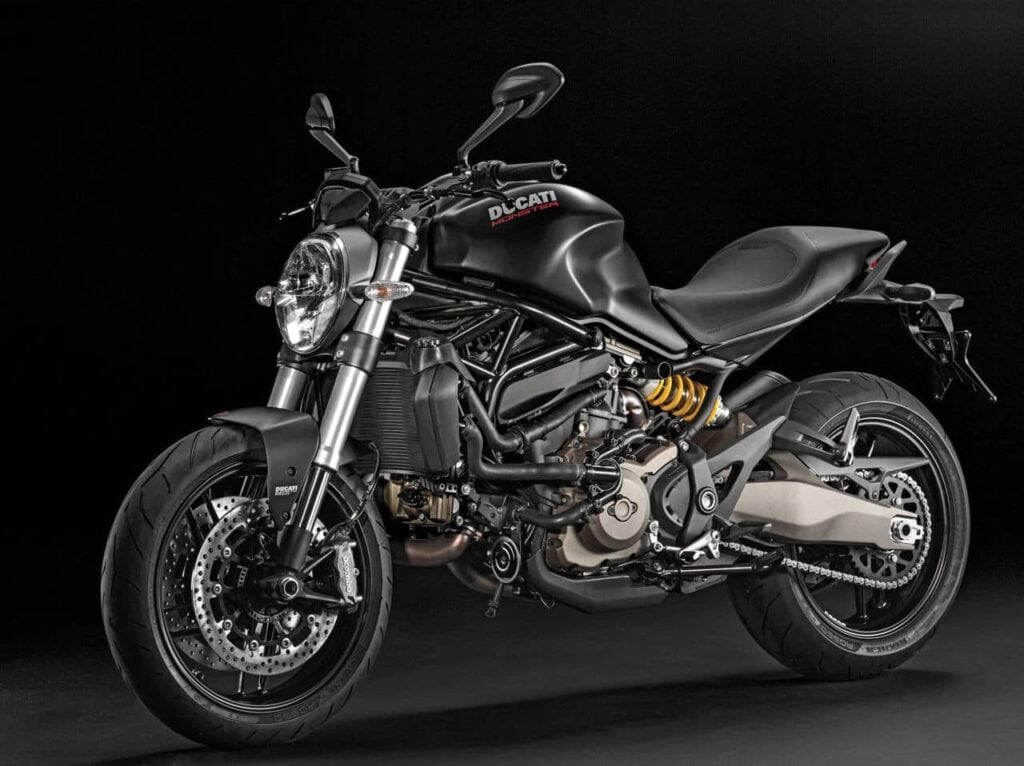Ducati Monster 821 6