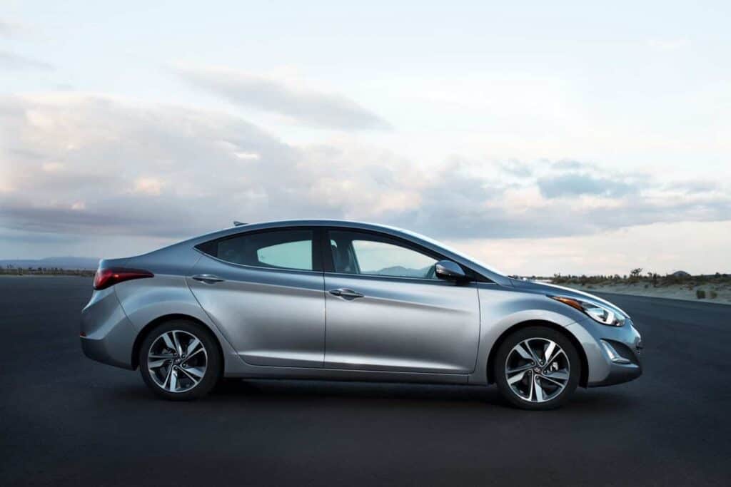 Hyundai Elantra Receives Updates For Upcoming Model 14 2015 Hyundai Elantra Sedan