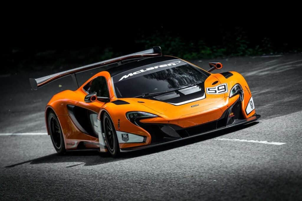 McLaren 650S GT3 Race Car 9 McLaren 650S GT3 2