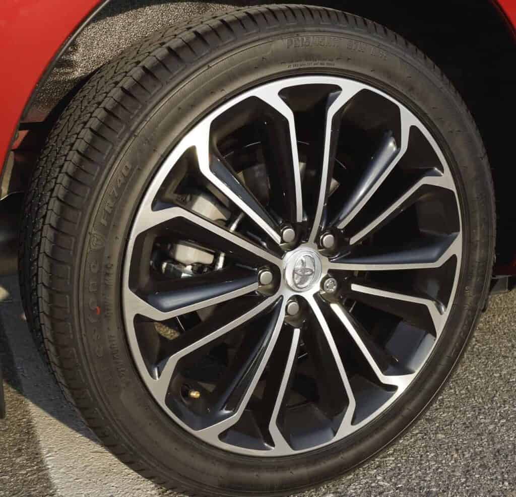 2014 Toyota Corolla S 9