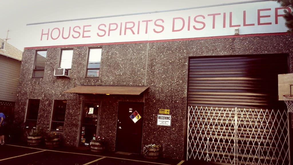 Portland: Breweries, Distilleries, Goonies and Striparaoke 50 CYMERA 20140827 142001