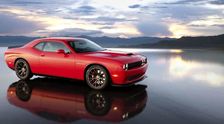 Dodge Challenger SRT Hellcat 1