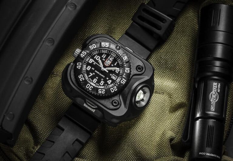 Luminox SureFire 2211 WristLight Watch 1