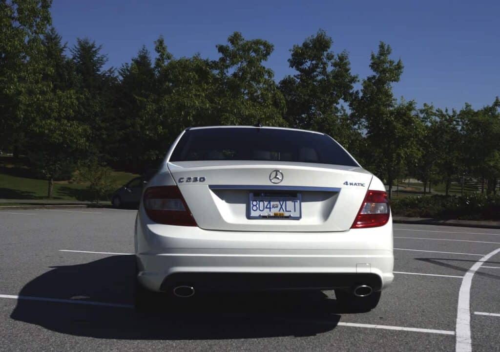 Mercedes Benz C230 4MATIC 3