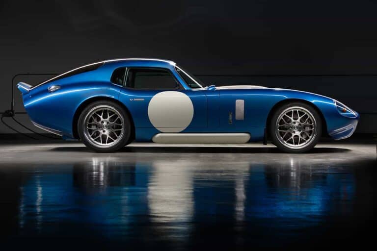 Renovo Coupe 2