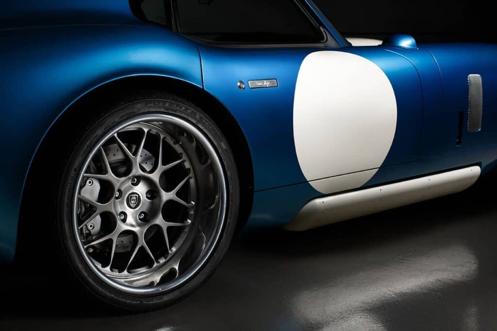 Renovo Coupe 4