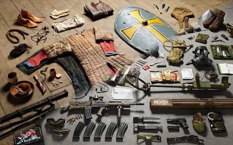 the history of soldiers kit