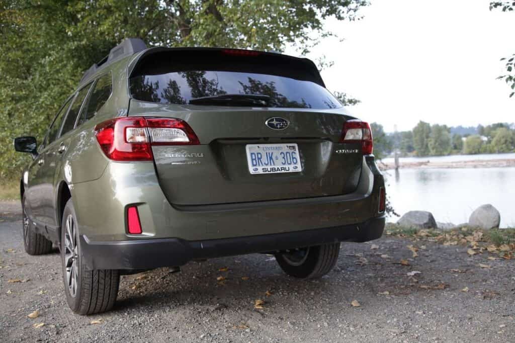 2015 Subaru Legacy 11