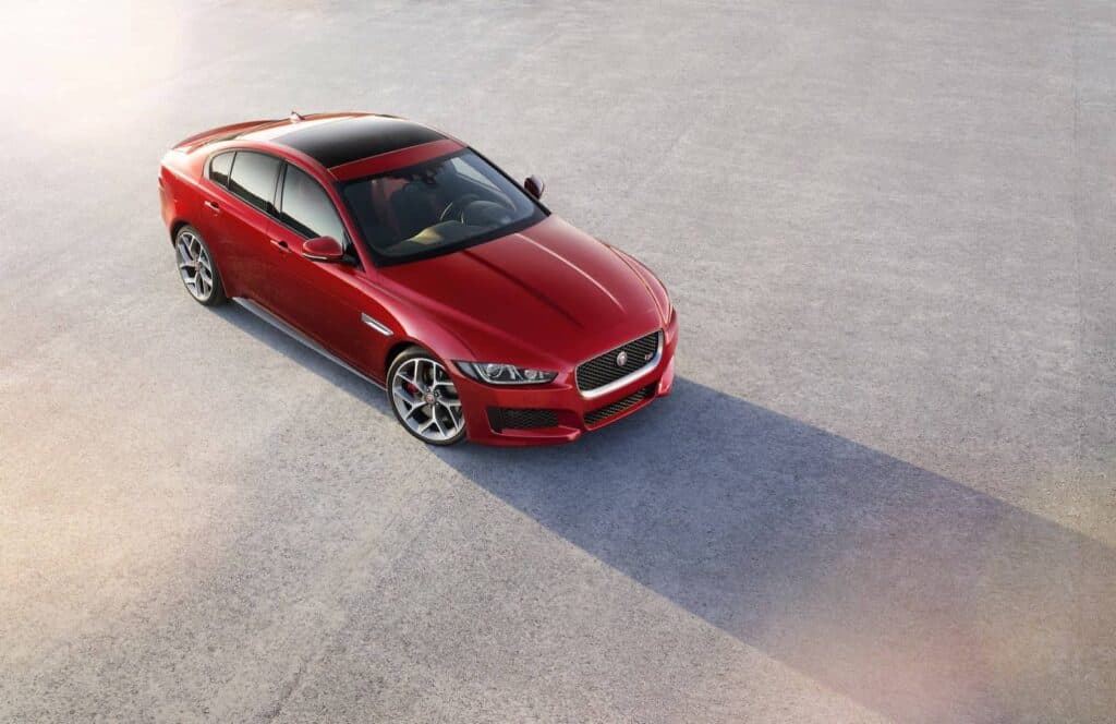 2016 Jaguar XE 5