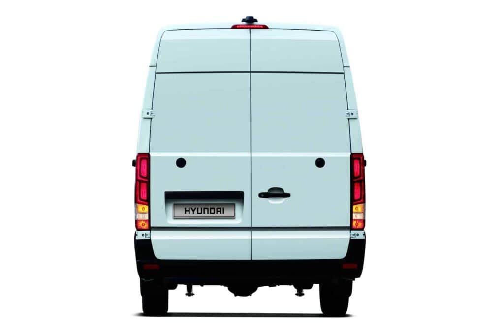 Hyundai Joins The Cargo Van Ranks - Hyundai H350 6 Hyundai H350 Cargo Van 3