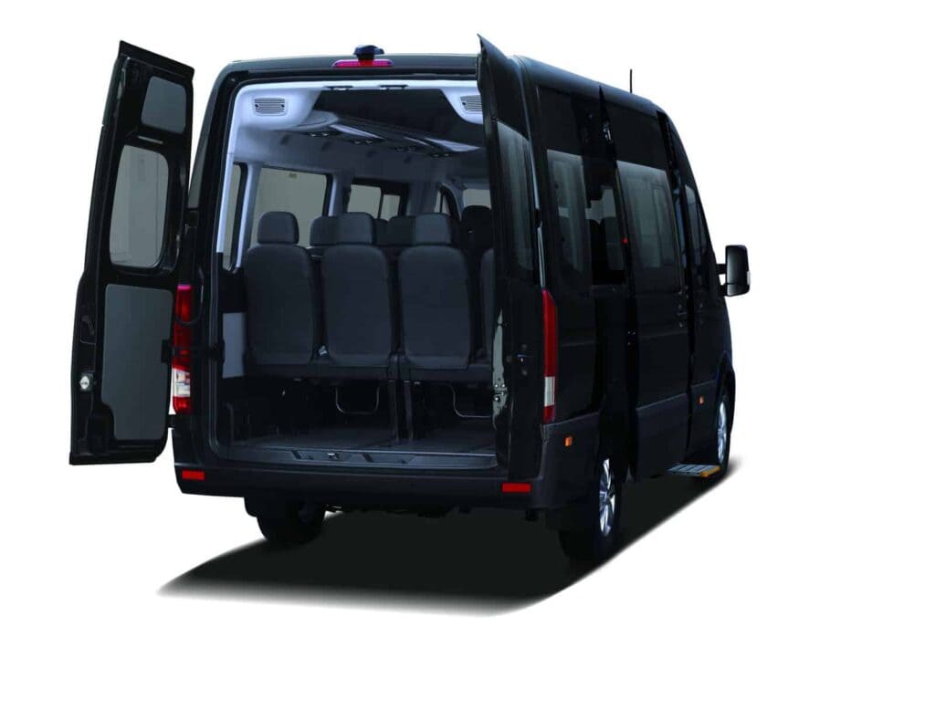 Hyundai Joins The Cargo Van Ranks - Hyundai H350 10 Hyundai H350 Passenger Van 3