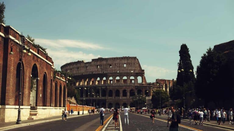 roman colosseum from street
