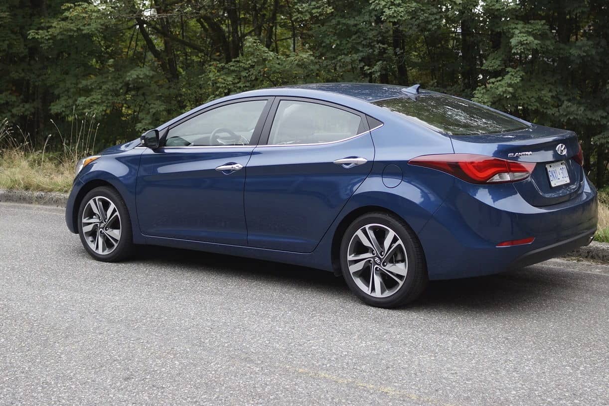 rear view of Hyundai Elantra limited