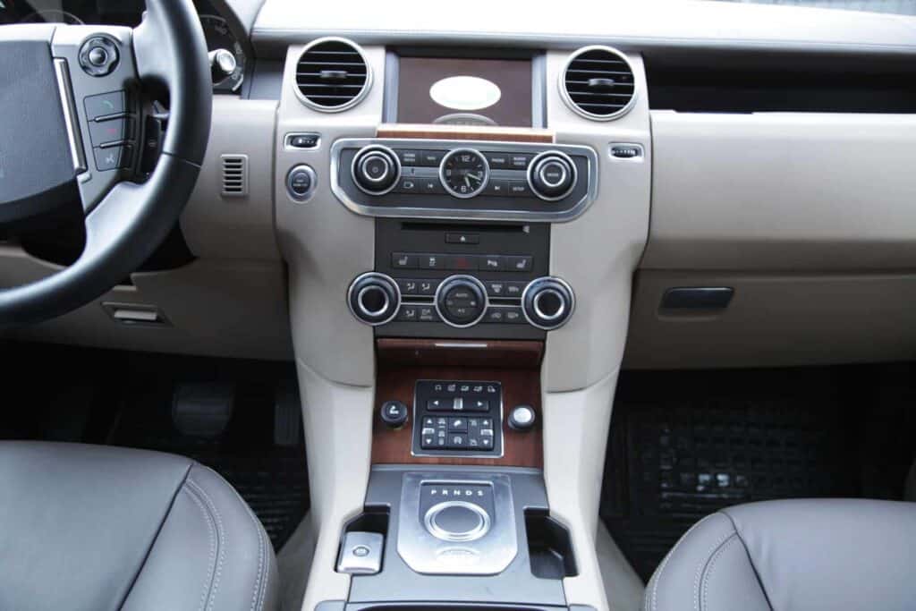 2015 Land Rover LR4 Discovery 12