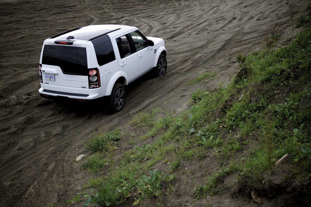 2015 Land Rover LR4 Discovery 8
