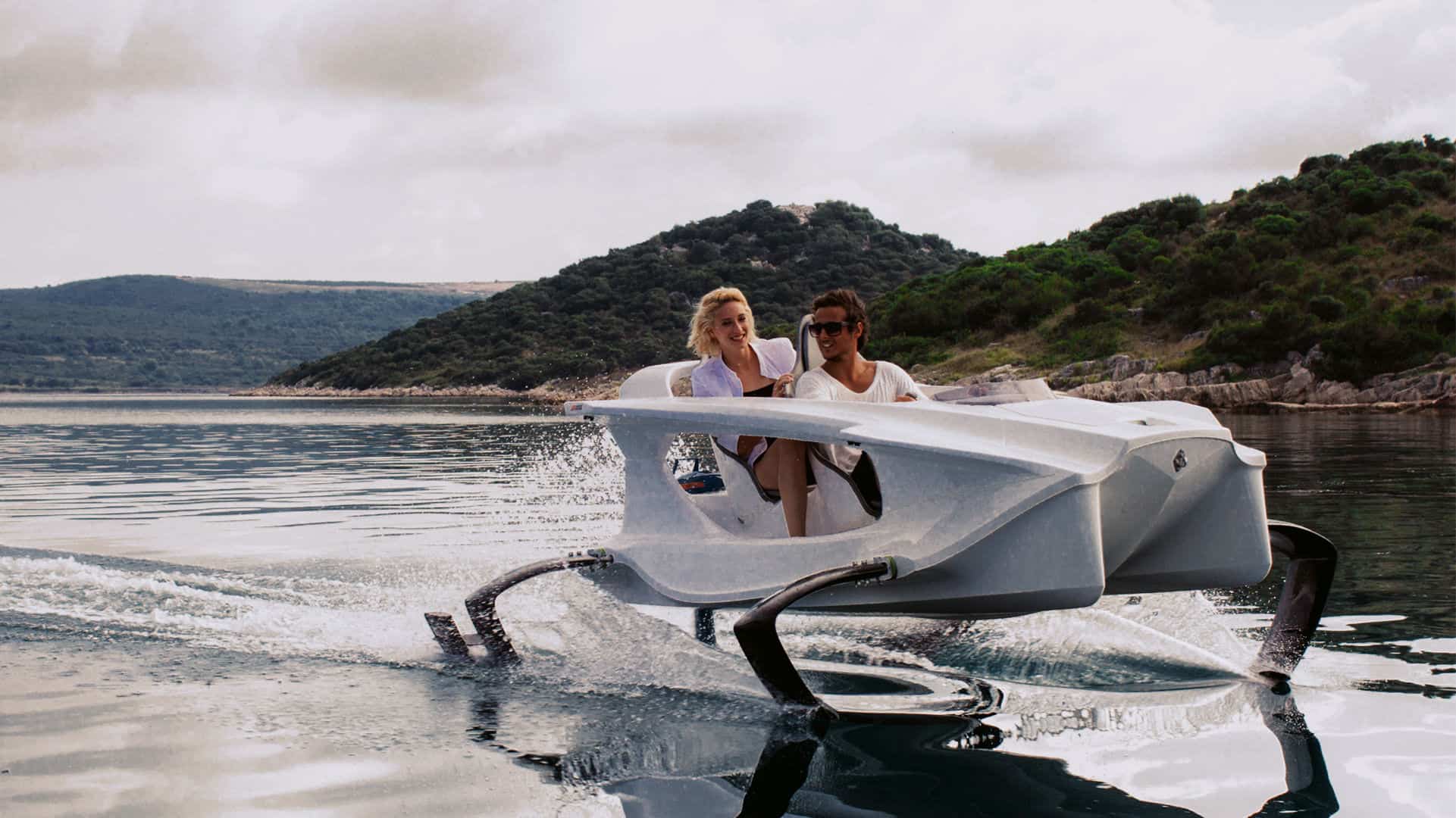 hydrofoiling craft quadrofoil q2s