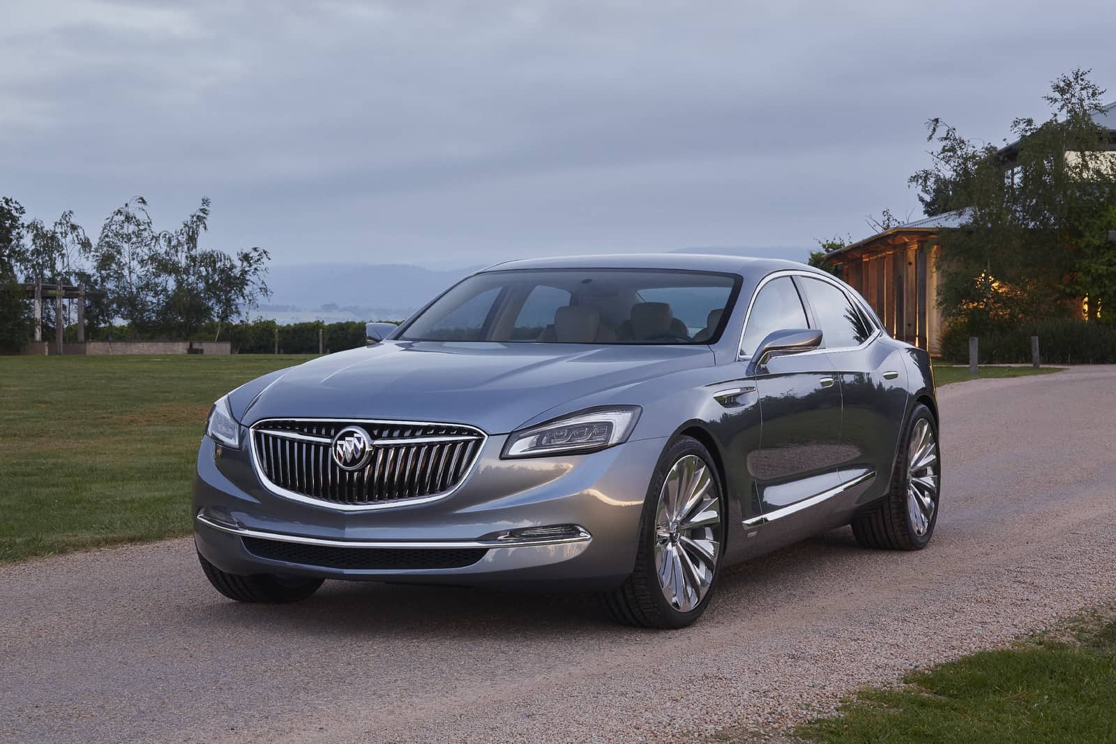 Buick Avenir Concept 1