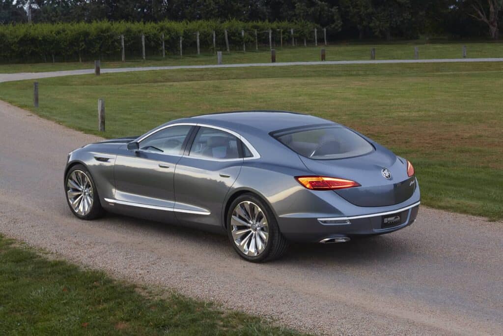 Buick Avenir Concept 3