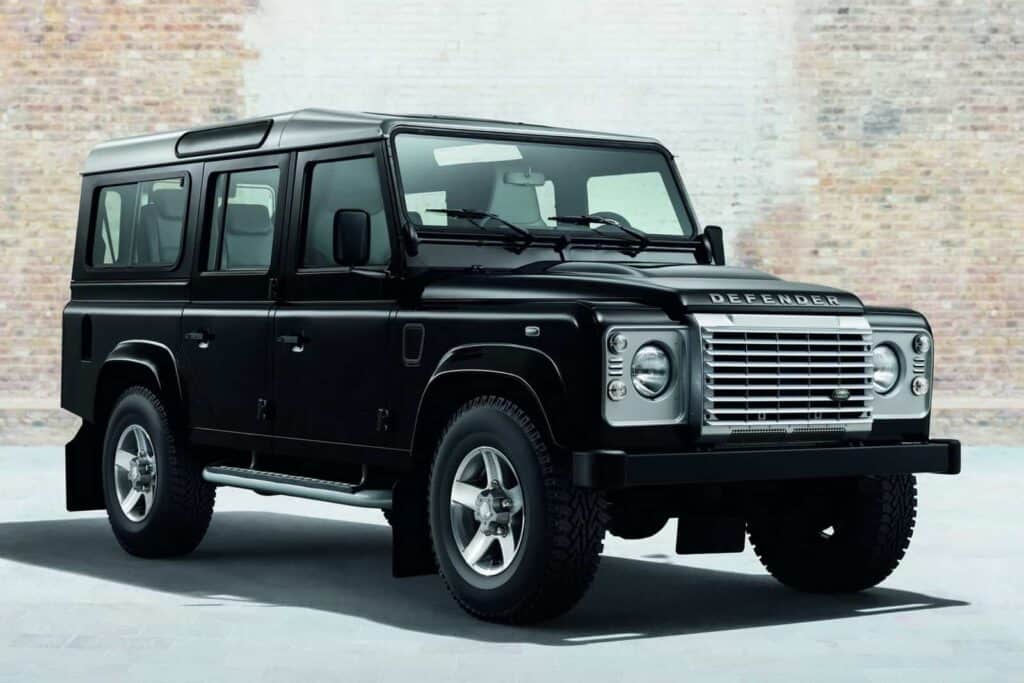 Land Rover Defender 1