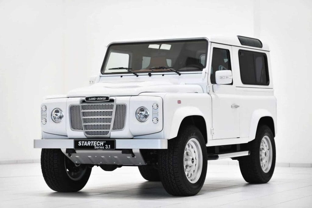 Land Rover Defender 8