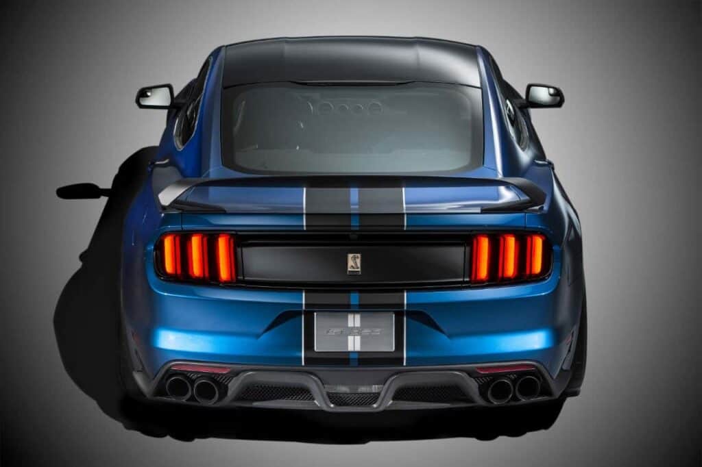 Mustang Shelby GT 350R 4