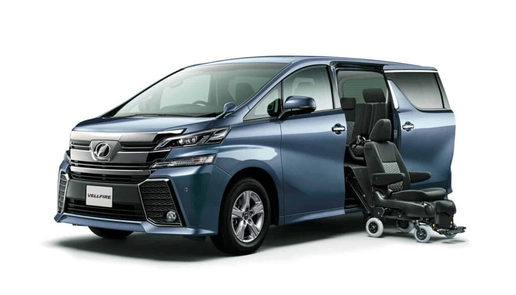 Toyota Vellfire Minivan 1